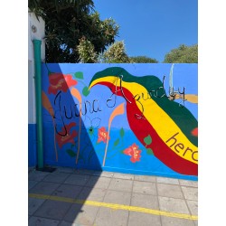 Mural de Juana Azurduy en escuela n 81 de Almirante Brown. Glew